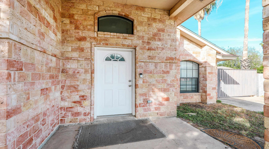 752 Buffalo Ct, LAREDO, Texas 78045, 3 Bedrooms Bedrooms, 5 Rooms Rooms,2 BathroomsBathrooms,Residential,For Rent,752 Buffalo Ct,20255420