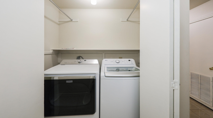 9001 Taiga Ct, LAREDO, Texas 78045, 3 Bedrooms Bedrooms, 7 Rooms Rooms,2 BathroomsBathrooms,Residential,For Rent,9001 Taiga Ct,20255422