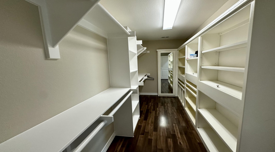 7978 Elka Lp, Laredo, Texas 78045, 3 Bedrooms Bedrooms, 7 Rooms Rooms,2 BathroomsBathrooms,Residential,For Rent,7978 Elka Lp,20255424