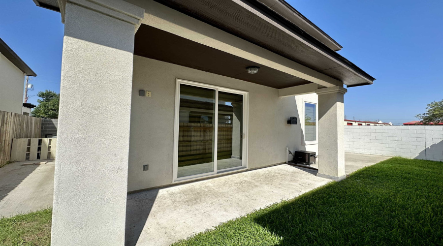 7978 Elka Lp, Laredo, Texas 78045, 3 Bedrooms Bedrooms, 7 Rooms Rooms,2 BathroomsBathrooms,Residential,For Rent,7978 Elka Lp,20255424