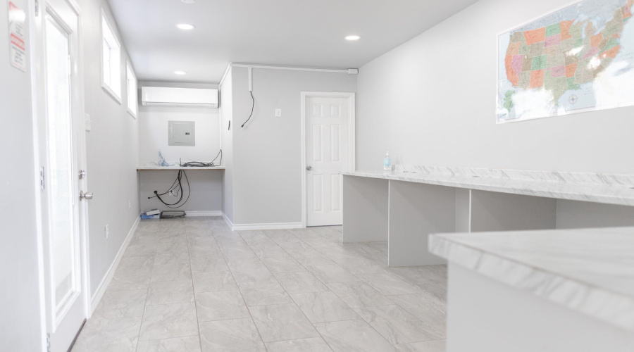 119 North America Rd., LAREDO, Texas 78045, 1 Bedroom Bedrooms, 51 Rooms Rooms,2 BathroomsBathrooms,Commercial/industrial,For Sale,119 North America Rd.,20255410