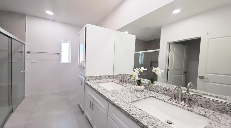 2314 Mango Rd., LAREDO, Texas 78046, 3 Bedrooms Bedrooms, 5 Rooms Rooms,2 BathroomsBathrooms,Residential,For Sale,2314 Mango Rd.,20255429