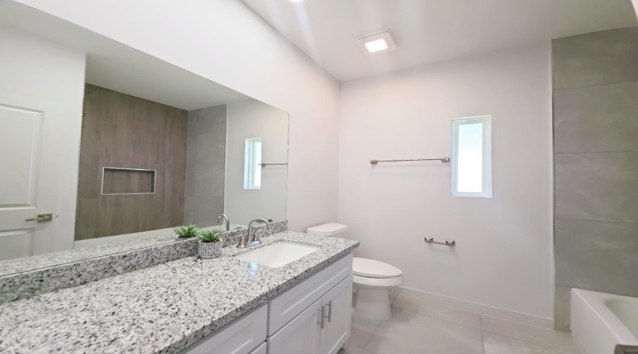 2314 Mango Rd., LAREDO, Texas 78046, 3 Bedrooms Bedrooms, 5 Rooms Rooms,2 BathroomsBathrooms,Residential,For Sale,2314 Mango Rd.,20255429