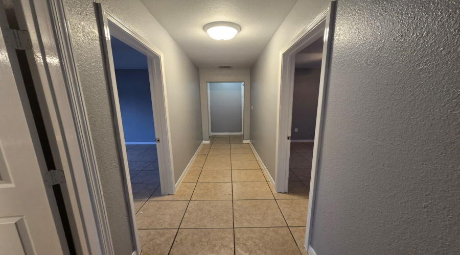 2907 Louisiana Ave, Laredo, Texas 78046-7226, 3 Bedrooms Bedrooms, 5 Rooms Rooms,2 BathroomsBathrooms,Residential,For Sale,2907 Louisiana Ave,20255431