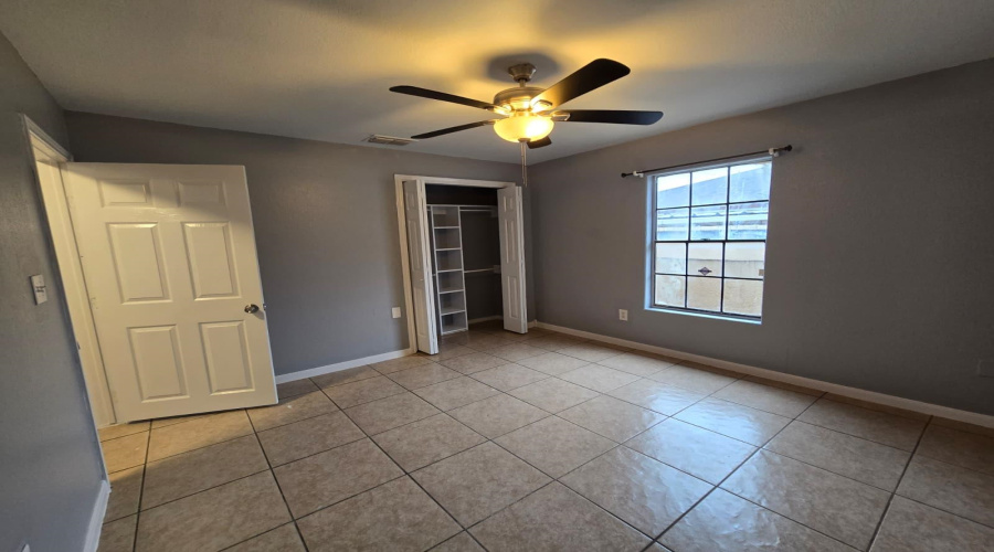 2907 Louisiana Ave, Laredo, Texas 78046-7226, 3 Bedrooms Bedrooms, 5 Rooms Rooms,2 BathroomsBathrooms,Residential,For Sale,2907 Louisiana Ave,20255431