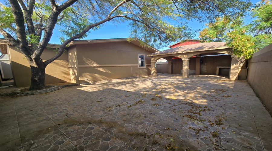 2907 Louisiana Ave, Laredo, Texas 78046-7226, 3 Bedrooms Bedrooms, 5 Rooms Rooms,2 BathroomsBathrooms,Residential,For Sale,2907 Louisiana Ave,20255431