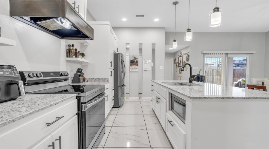 508 Cienega Lane, Laredo, Texas 78046, 3 Bedrooms Bedrooms, 5 Rooms Rooms,2 BathroomsBathrooms,Residential,For Sale,508 Cienega Lane,20255434