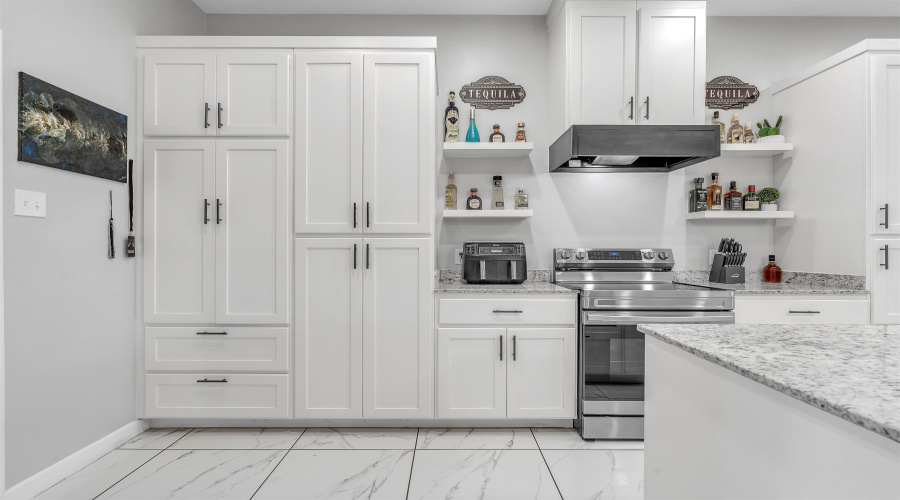 508 Cienega Lane, Laredo, Texas 78046, 3 Bedrooms Bedrooms, 5 Rooms Rooms,2 BathroomsBathrooms,Residential,For Sale,508 Cienega Lane,20255434