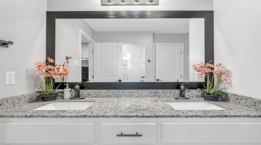 508 Cienega Lane, Laredo, Texas 78046, 3 Bedrooms Bedrooms, 5 Rooms Rooms,2 BathroomsBathrooms,Residential,For Sale,508 Cienega Lane,20255434