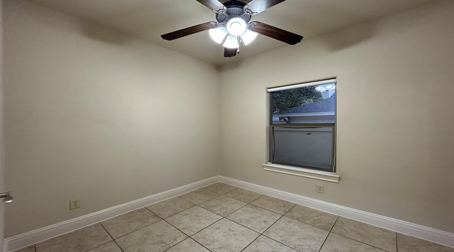 3335 Hagen Lp, LAREDO, Texas 78045, 3 Bedrooms Bedrooms, 8 Rooms Rooms,3 BathroomsBathrooms,Residential,For Rent,3335 Hagen Lp,20255435