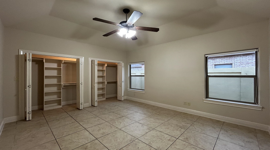 3335 Hagen Lp, LAREDO, Texas 78045, 3 Bedrooms Bedrooms, 8 Rooms Rooms,3 BathroomsBathrooms,Residential,For Rent,3335 Hagen Lp,20255435