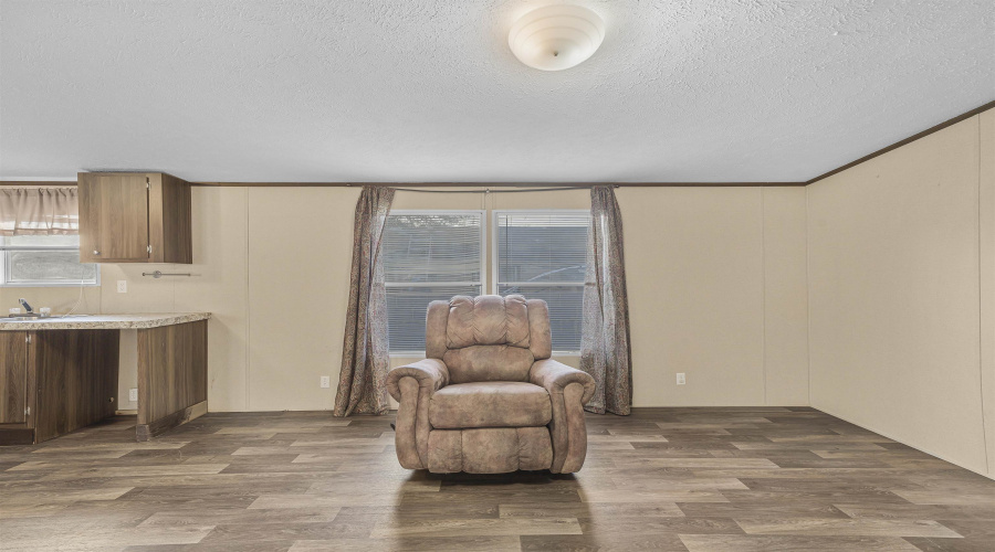 107 E San Carlos St, Laredo, Texas 78041, 4 Bedrooms Bedrooms, 5 Rooms Rooms,2 BathroomsBathrooms,Residential,For Sale,107 E San Carlos St,20255438