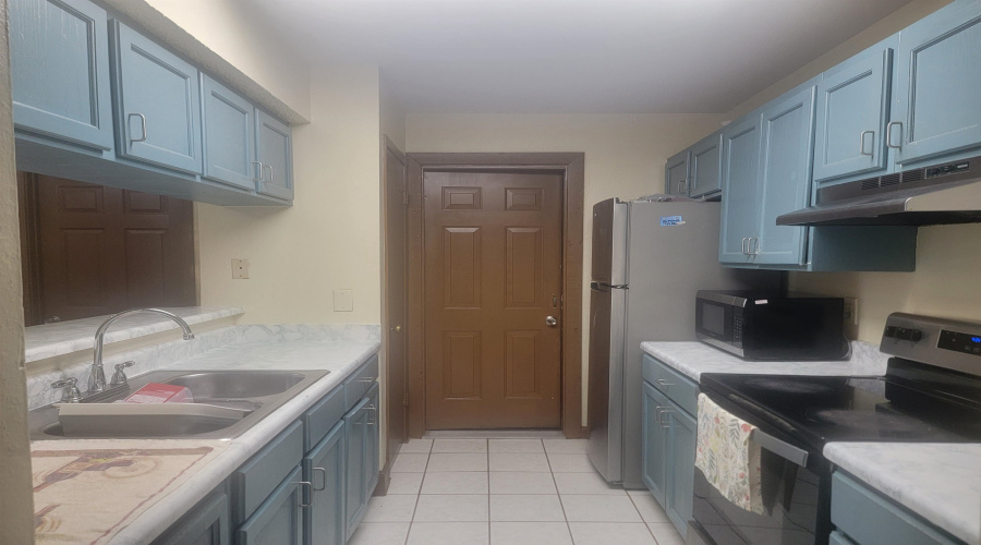 8704 Puerto Alegre, LAREDO, Texas 78045, 4 Bedrooms Bedrooms, 5 Rooms Rooms,2 BathroomsBathrooms,Residential,For Sale,8704 Puerto Alegre,20255439