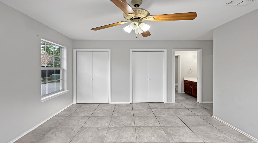 2908 Green St, Laredo, Texas 78043, 3 Bedrooms Bedrooms, 6 Rooms Rooms,2 BathroomsBathrooms,Residential,For Rent,2908 Green St,20255440