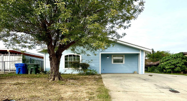 2908 Green St, Laredo, Texas 78043, 3 Bedrooms Bedrooms, 6 Rooms Rooms,2 BathroomsBathrooms,Residential,For Rent,2908 Green St,20255440