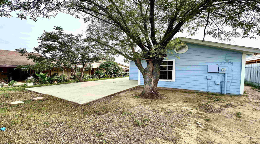 2908 Green St, Laredo, Texas 78043, 3 Bedrooms Bedrooms, 6 Rooms Rooms,2 BathroomsBathrooms,Residential,For Rent,2908 Green St,20255440