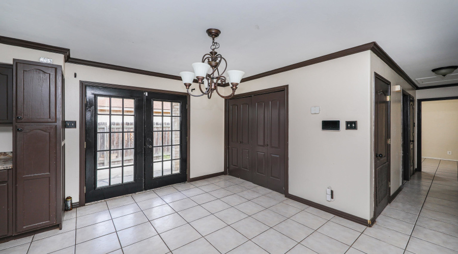 307 Lipan Dr, Laredo, Texas 78045, 3 Bedrooms Bedrooms, 5 Rooms Rooms,2 BathroomsBathrooms,Residential,For Sale,307 Lipan Dr,20255441