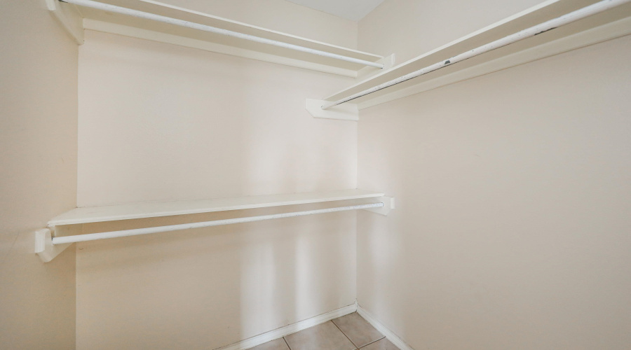 307 Lipan Dr, Laredo, Texas 78045, 3 Bedrooms Bedrooms, 5 Rooms Rooms,2 BathroomsBathrooms,Residential,For Sale,307 Lipan Dr,20255441