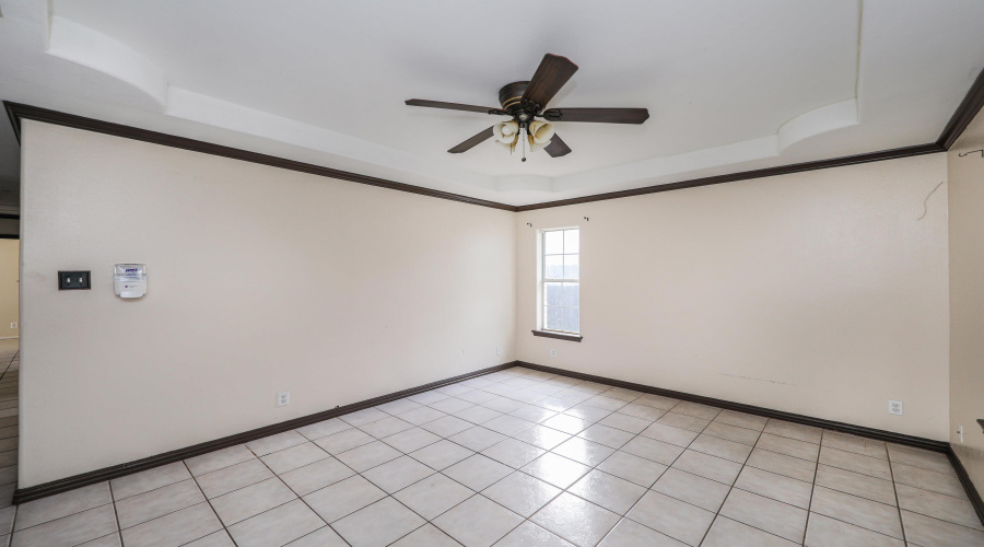 307 Lipan Dr, Laredo, Texas 78045, 3 Bedrooms Bedrooms, 5 Rooms Rooms,2 BathroomsBathrooms,Residential,For Sale,307 Lipan Dr,20255441