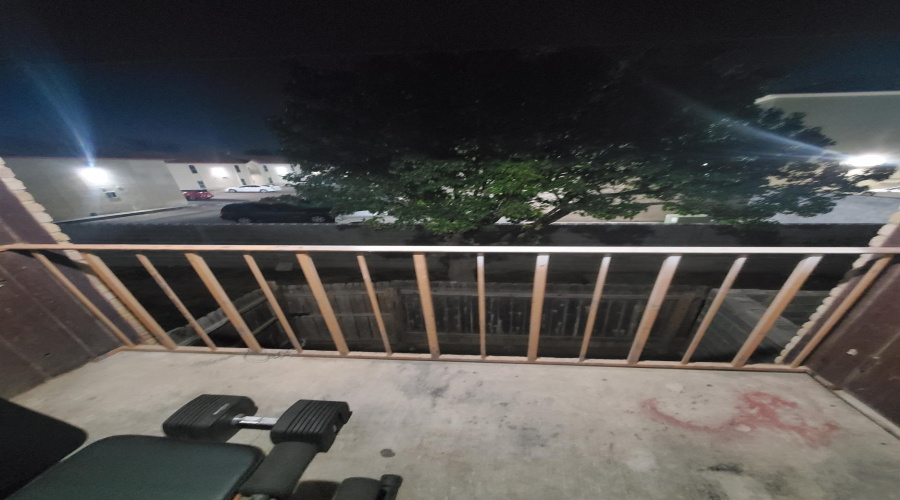 100 E Aurora St, Laredo, Texas 78041, 2 Bedrooms Bedrooms, 4 Rooms Rooms,1 BathroomBathrooms,Residential,For Sale,100 E Aurora St,20255444