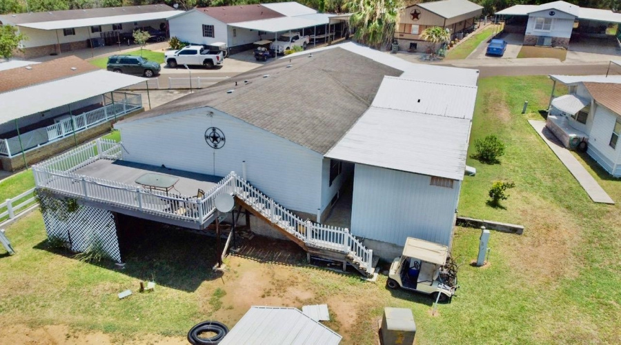 106 Autumn Ln., Zapata, Texas 78076, 3 Bedrooms Bedrooms, 6 Rooms Rooms,2 BathroomsBathrooms,Residential,For Sale,106 Autumn Ln.,20255457