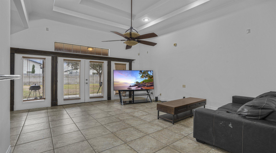 3625 Josefina Dr, Laredo, Texas 78041, 4 Bedrooms Bedrooms, 6 Rooms Rooms,3 BathroomsBathrooms,Residential,For Sale,3625 Josefina Dr,20255467