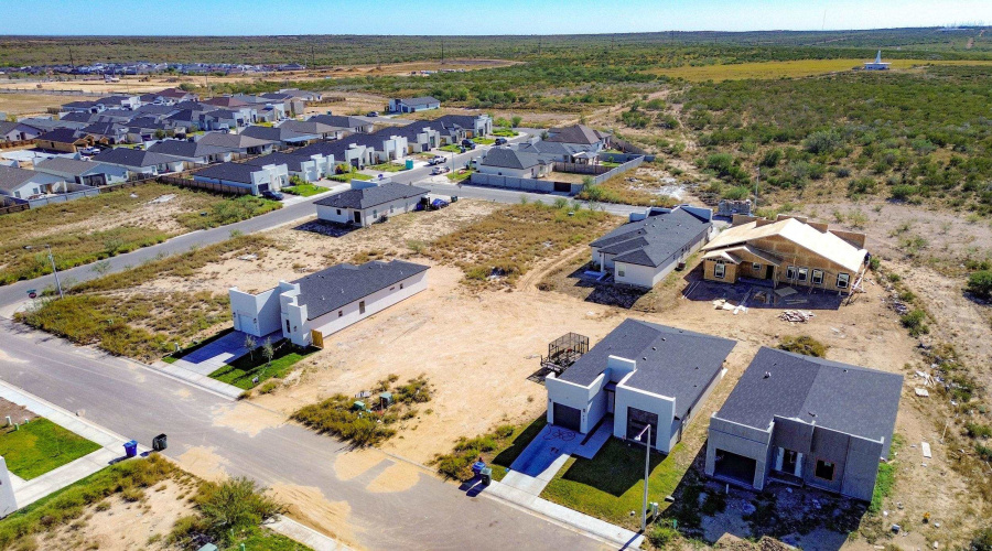 6705 El Freno, Laredo, Texas 78043, ,Land,For Sale,6705 El Freno,20255469