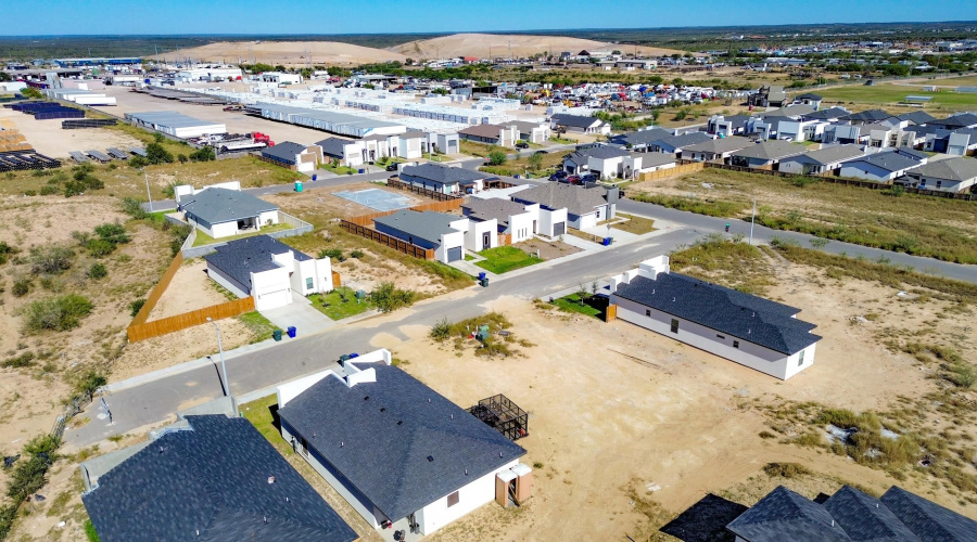 6705 El Freno, Laredo, Texas 78043, ,Land,For Sale,6705 El Freno,20255469