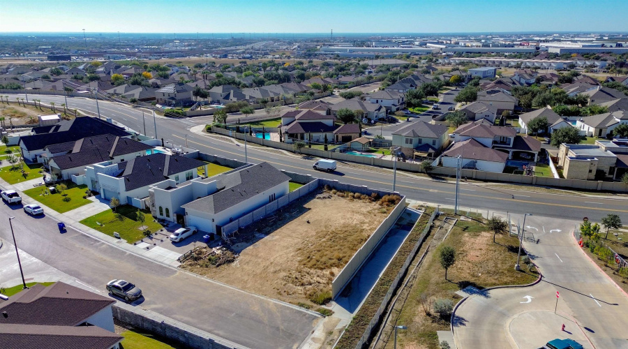 102 Prince Dr., LAREDO, Texas 78045, ,Land,For Sale,102 Prince Dr.,20255471