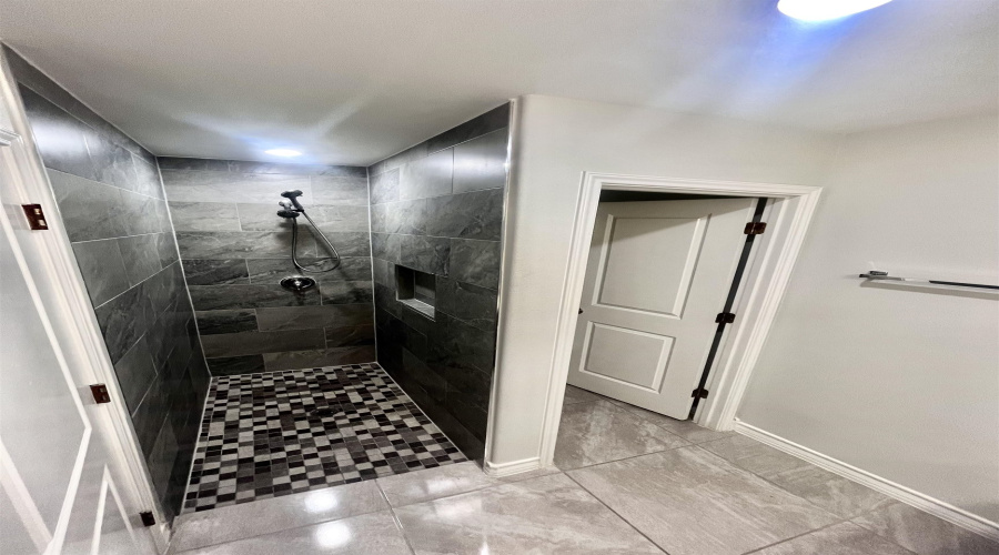 5412 Capilla St., Laredo, Texas 78046, 3 Bedrooms Bedrooms, 5 Rooms Rooms,2 BathroomsBathrooms,Residential,For Rent,5412 Capilla St.,20255472