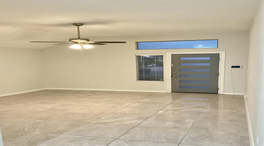 5412 Capilla St., Laredo, Texas 78046, 3 Bedrooms Bedrooms, 5 Rooms Rooms,2 BathroomsBathrooms,Residential,For Rent,5412 Capilla St.,20255472