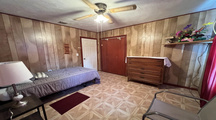 5425 Pena Ln, Zapata, Texas 78076, 3 Bedrooms Bedrooms, 5 Rooms Rooms,1 BathroomBathrooms,Residential,For Sale,5425 Pena Ln,20255473