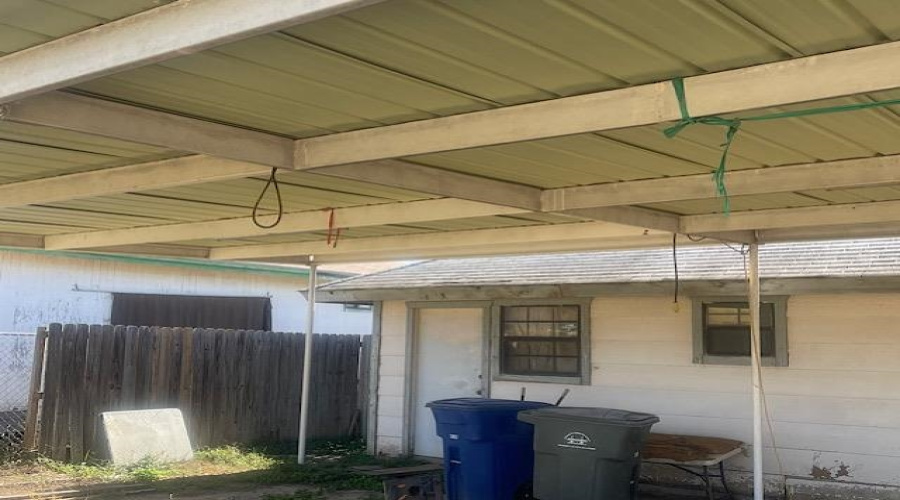 3208 Lyon St, Laredo, Texas 78041, 2 Bedrooms Bedrooms, 4 Rooms Rooms,1 BathroomBathrooms,Residential,For Sale,3208 Lyon St,20255474