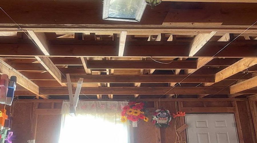 3208 Lyon St, Laredo, Texas 78041, 2 Bedrooms Bedrooms, 4 Rooms Rooms,1 BathroomBathrooms,Residential,For Sale,3208 Lyon St,20255474