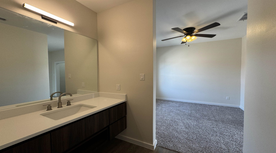 210 Veracruz Dr., Laredo, Texas 78045, 3 Bedrooms Bedrooms, 5 Rooms Rooms,2 BathroomsBathrooms,Residential,For Rent,210 Veracruz Dr.,20255479