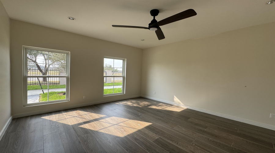 210 Veracruz Dr., Laredo, Texas 78045, 3 Bedrooms Bedrooms, 5 Rooms Rooms,2 BathroomsBathrooms,Residential,For Rent,210 Veracruz Dr.,20255479