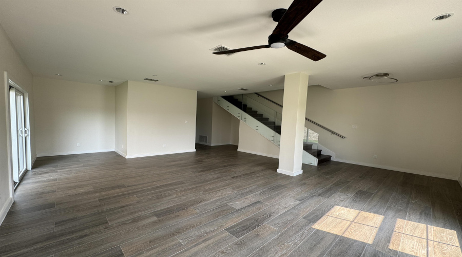 210 Veracruz Dr., Laredo, Texas 78045, 3 Bedrooms Bedrooms, 5 Rooms Rooms,2 BathroomsBathrooms,Residential,For Rent,210 Veracruz Dr.,20255481