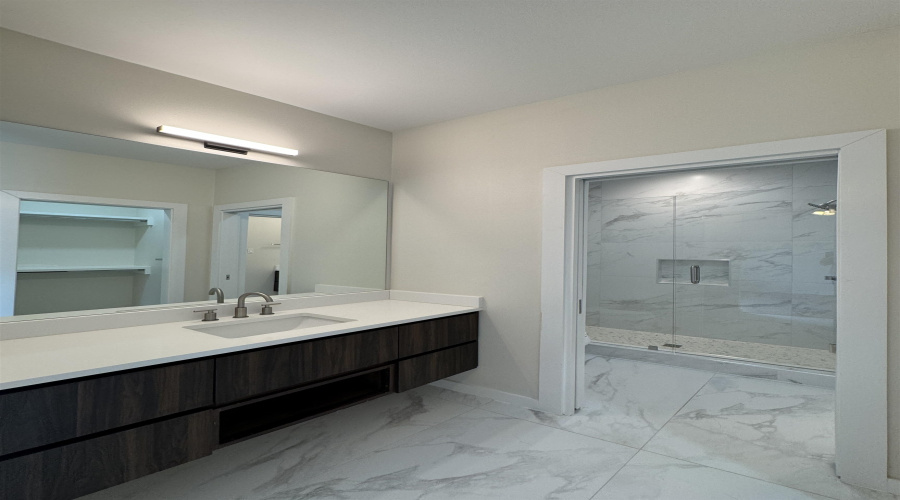 210 Veracruz Dr., Laredo, Texas 78045, 3 Bedrooms Bedrooms, 5 Rooms Rooms,2 BathroomsBathrooms,Residential,For Rent,210 Veracruz Dr.,20255484