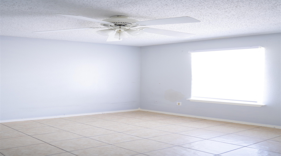 311 Soria Dr, Laredo, Texas 78046, 3 Bedrooms Bedrooms, 4 Rooms Rooms,2 BathroomsBathrooms,Residential,For Rent,311 Soria Dr,20255487