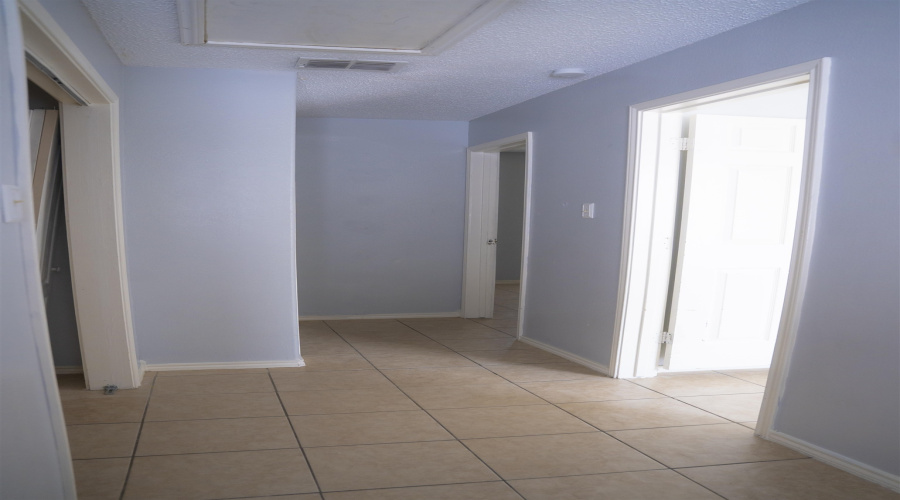 311 Soria Dr, Laredo, Texas 78046, 3 Bedrooms Bedrooms, 4 Rooms Rooms,2 BathroomsBathrooms,Residential,For Rent,311 Soria Dr,20255487