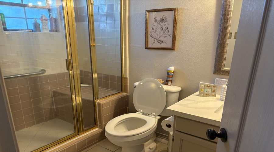 505 Sunridge Lp, LAREDO, Texas 78041, 2 Bedrooms Bedrooms, 6 Rooms Rooms,2 BathroomsBathrooms,Residential,For Sale,505 Sunridge Lp,20254992