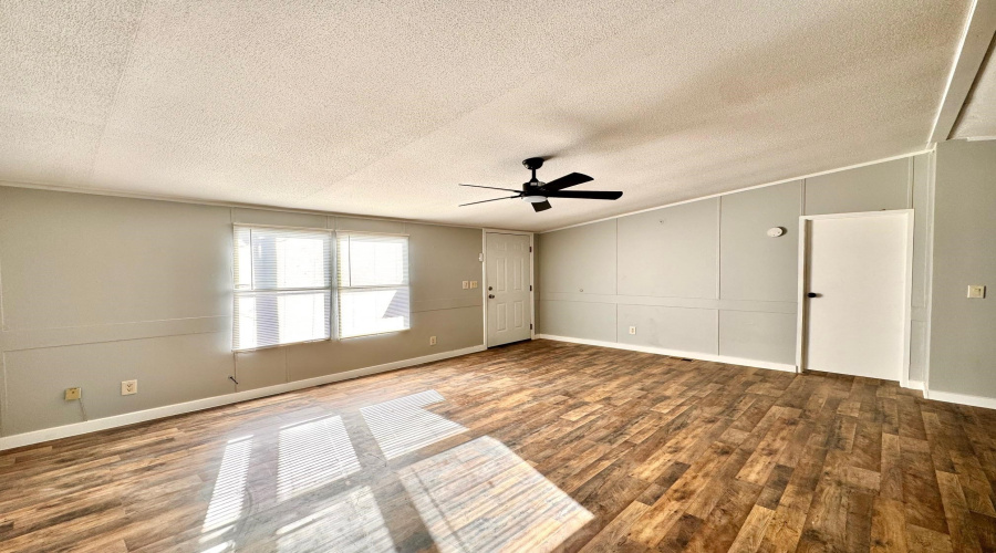 4412 Los Martinez Dr, LAREDO, Texas 78041, 3 Bedrooms Bedrooms, 5 Rooms Rooms,2 BathroomsBathrooms,Residential,For Rent,4412 Los Martinez Dr,20255489