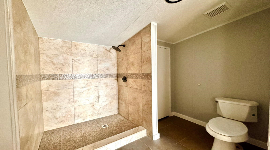 4412 Los Martinez Dr, LAREDO, Texas 78041, 3 Bedrooms Bedrooms, 5 Rooms Rooms,2 BathroomsBathrooms,Residential,For Rent,4412 Los Martinez Dr,20255489