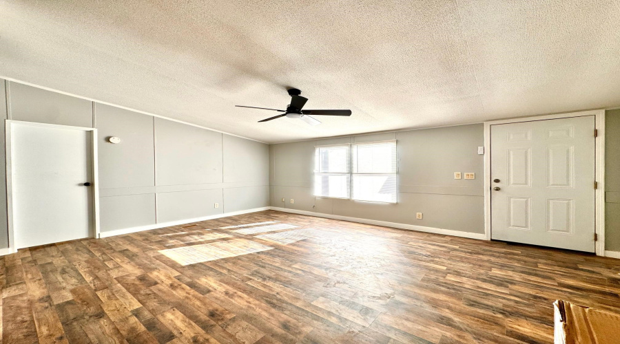 4412 Los Martinez Dr, LAREDO, Texas 78041, 3 Bedrooms Bedrooms, 5 Rooms Rooms,2 BathroomsBathrooms,Residential,For Rent,4412 Los Martinez Dr,20255489