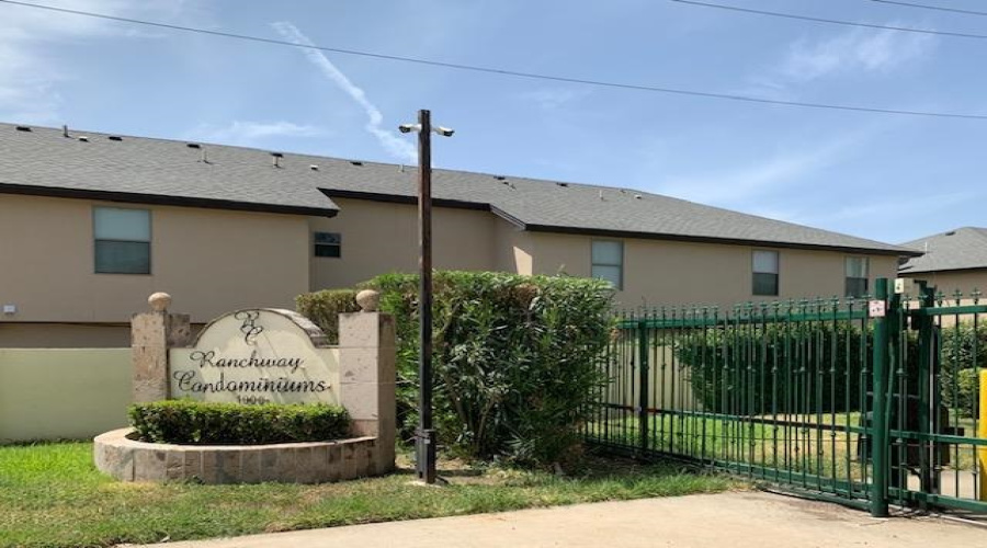 1000 Ranchway Dr, LAREDO, Texas 78045, 3 Bedrooms Bedrooms, 7 Rooms Rooms,3 BathroomsBathrooms,Residential,For Rent,1000 Ranchway Dr,20255494