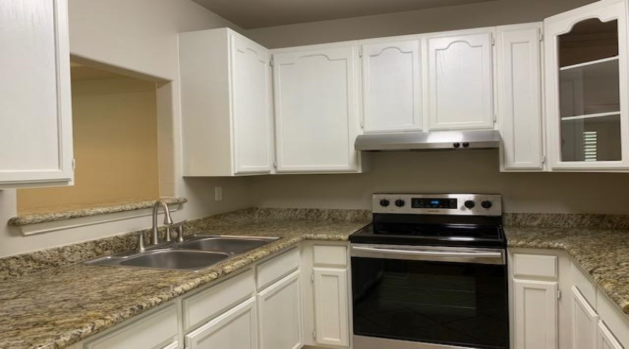 1000 Ranchway Dr, LAREDO, Texas 78045, 3 Bedrooms Bedrooms, 7 Rooms Rooms,3 BathroomsBathrooms,Residential,For Rent,1000 Ranchway Dr,20255494