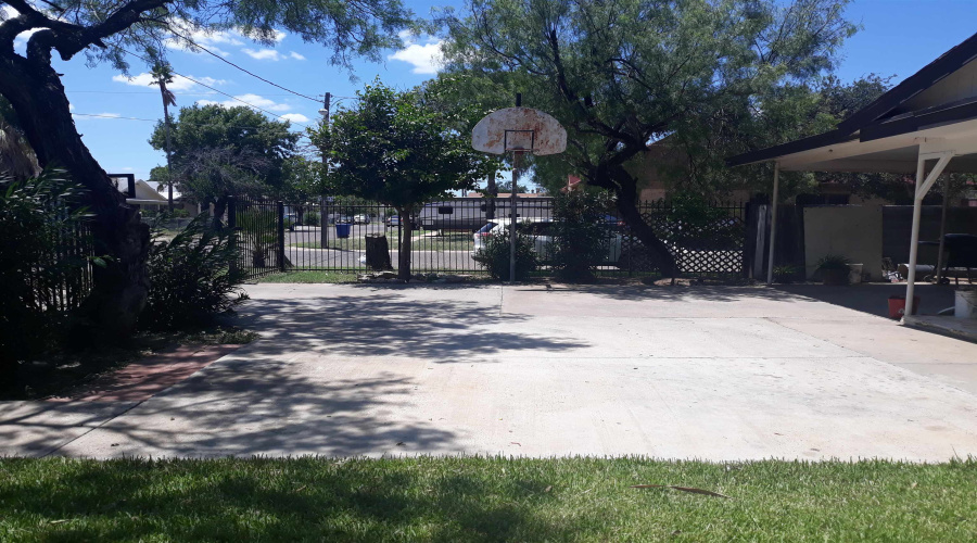 1702 Cortez St, Laredo, Texas 78043, 3 Bedrooms Bedrooms, 5 Rooms Rooms,2 BathroomsBathrooms,Residential,For Rent,1702 Cortez St,20255497