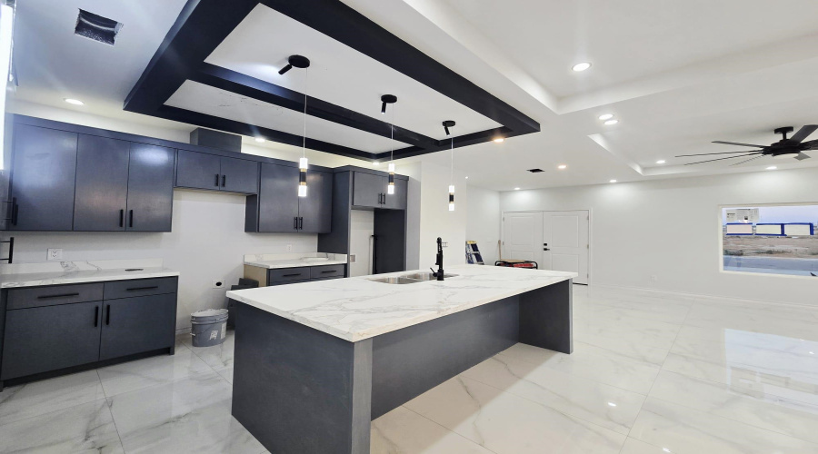 5062 Luna Grande Lp., Laredo, Texas 78046, 3 Bedrooms Bedrooms, 5 Rooms Rooms,2 BathroomsBathrooms,Residential,For Sale,5062 Luna Grande Lp.,20255498