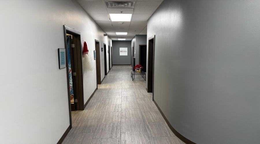 6999 McPherson Rd, LAREDO, Texas 78041, 51 Rooms Rooms,4 BathroomsBathrooms,Commercial retail/office,For Rent,6999 McPherson Rd,20255503