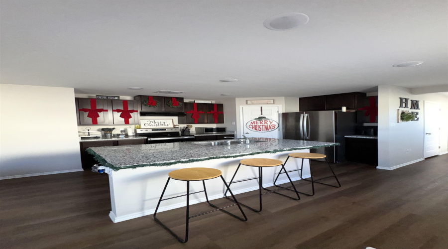 5709 St. Emma Dr., Laredo, Texas 78046, 4 Bedrooms Bedrooms, 5 Rooms Rooms,2 BathroomsBathrooms,Residential,For Sale,5709 St. Emma Dr.,20255501